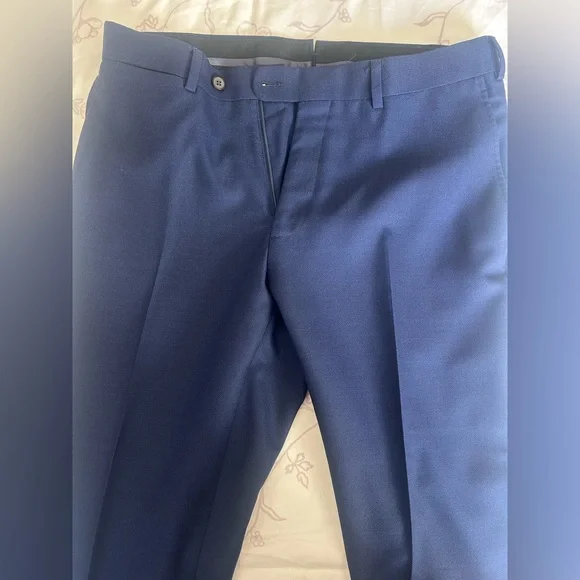 Suitsupply Mid-blue Havana Suit